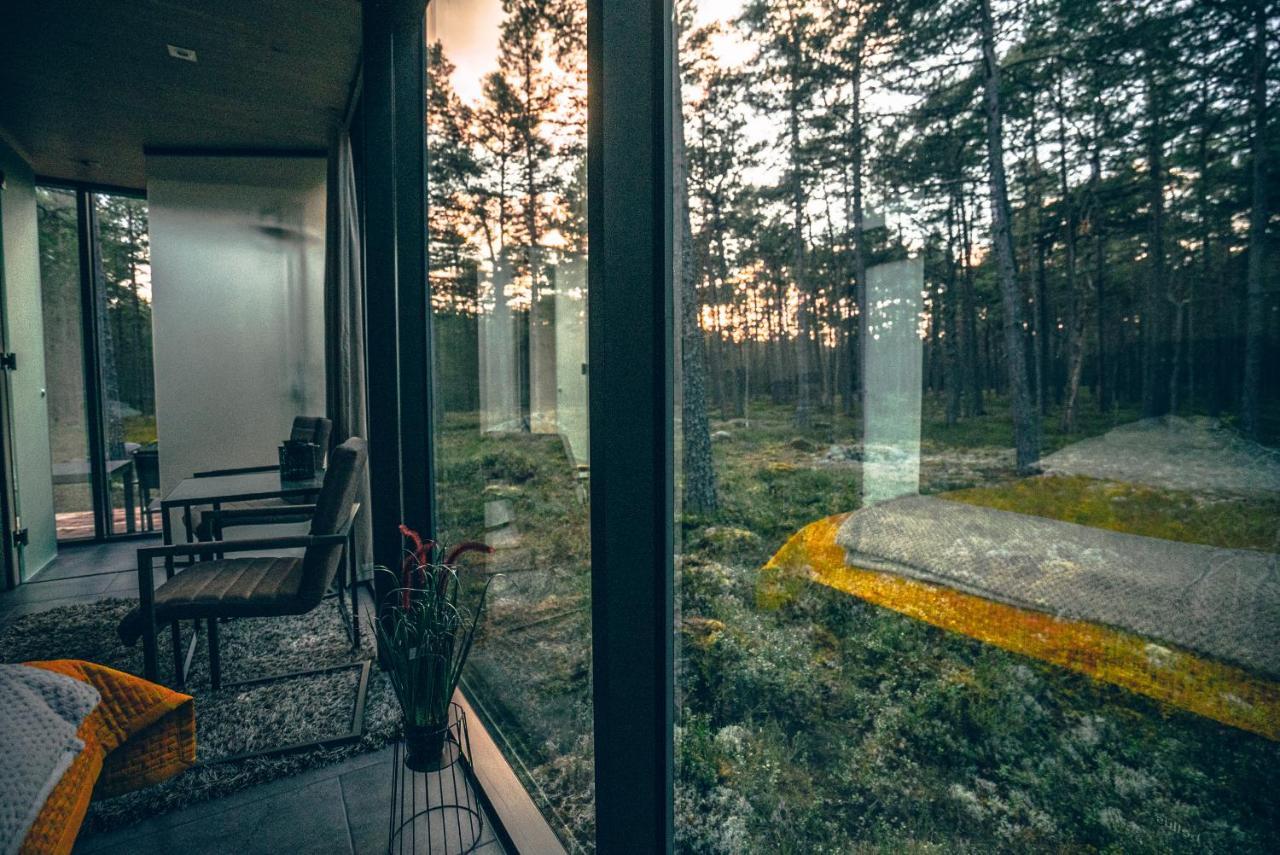 Oeoed Hoetels Rooslepa - Fika, Mysa , Skoent-With Sauna エクステリア 写真