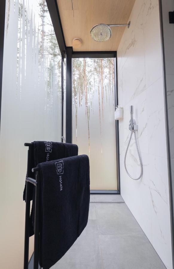 Oeoed Hoetels Rooslepa - Fika, Mysa , Skoent-With Sauna エクステリア 写真
