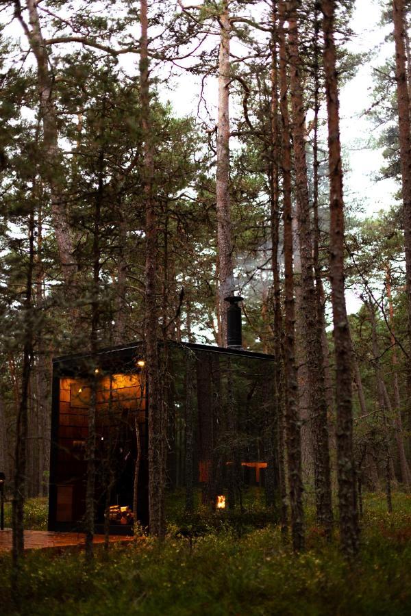 Oeoed Hoetels Rooslepa - Fika, Mysa , Skoent-With Sauna エクステリア 写真