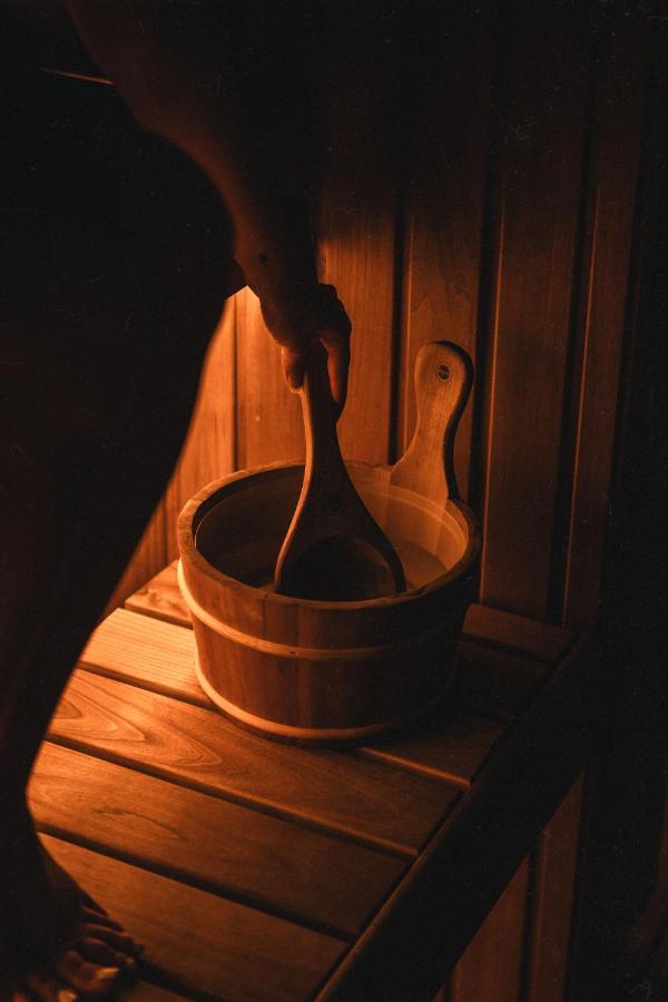 Oeoed Hoetels Rooslepa - Fika, Mysa , Skoent-With Sauna エクステリア 写真